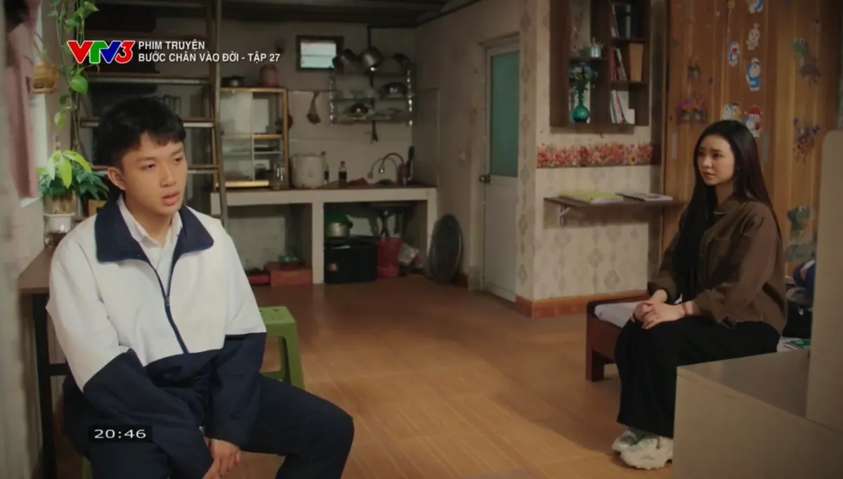 Bước ch&acirc;n v&agrave;o đời - Tập 27: Qu&acirc;n đồng &yacute; đi du học, đặt điều kiện với bố mẹ để bảo vệ Thương - Ảnh 19.
