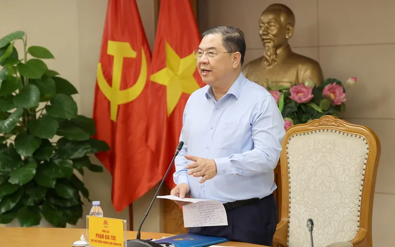 Phó Thủ tướng Thường trực Chính phủ Phạm Gia Túc làm việc với Bộ Xây dựng, một số bộ, ngành, TP. Hà Nội, TPHCM về tình hình triển khai các dự án đường sắt - Ảnh: VGP