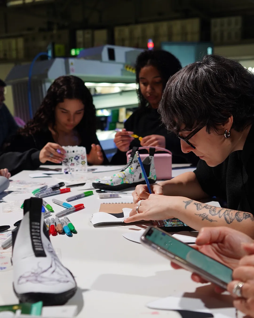 Th&uacute;c đẩy cơ hội để nh&agrave; thiết kế trẻ Việt Nam tham gia s&acirc;n chơi to&agrave;n cầu - Ảnh 3.