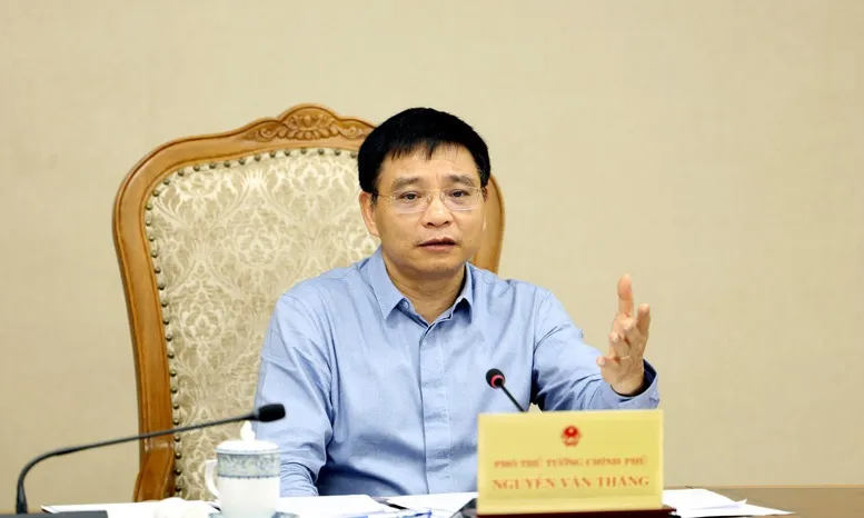 Dự kiến tăng lương cơ sở từ 1/7: Kh&ocirc;ng lợi dụng biến động để tăng gi&aacute; bất hợp l&yacute;- Ảnh 2.