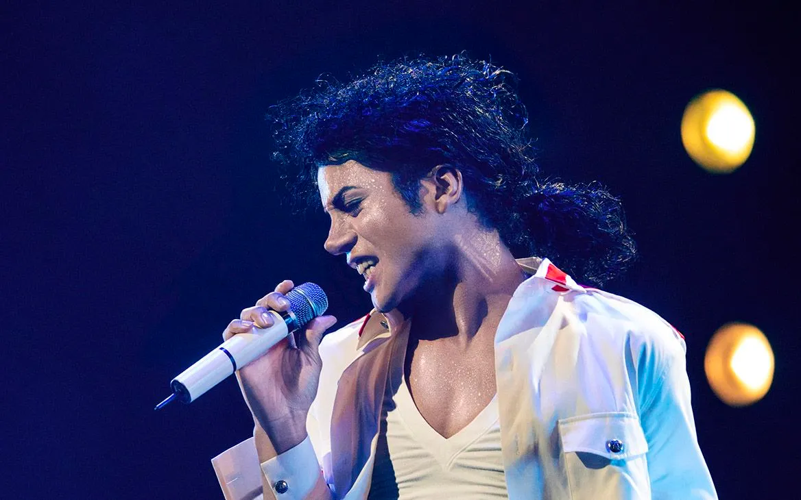Jaafar Jackson trong vai Michael Jackson (Ảnh: Lionsgate)