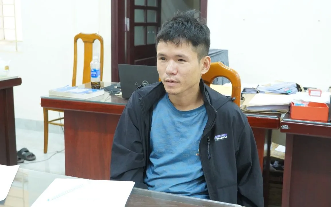 Đối tượng Nguyễn Văn Dũng tại Cơ quan Cảnh sát điều tra.