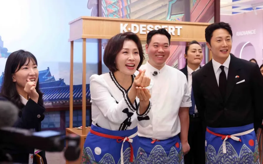 Phu nhân Tổng thống Hàn Quốc Lee Jae Myung, bà Kim Hae Kyung tại Lễ hội Văn hóa và Du lịch Hàn Quốc 2026 tại Hà Nội. (Ảnh: TTXVN)