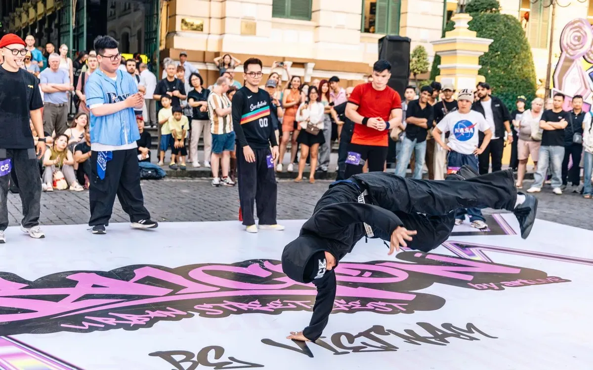 Vũ đạo đường phố thổi b&ugrave;ng sức sống v&agrave; năng lượng ở đ&ocirc; thị- Ảnh 9.