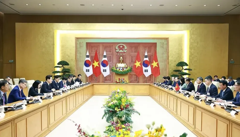 Thủ tướng L&ecirc; Minh Hưng hội kiến Tổng thống H&agrave;n Quốc Lee Jae Myung- Ảnh 1.