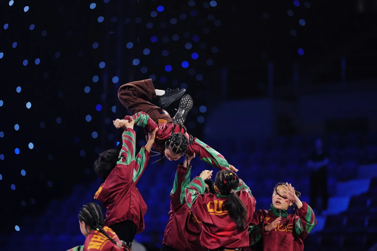 Vũ đạo đường phố thổi b&ugrave;ng sức sống v&agrave; năng lượng ở đ&ocirc; thị- Ảnh 7.