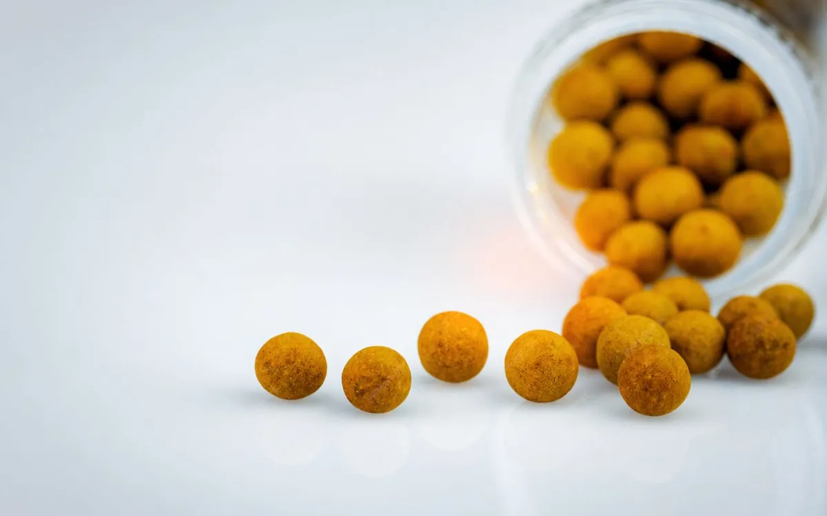 Xẹp 2 đốt sống v&igrave; uống thuốc đ&ocirc;ng y giảm đau xương khớp- Ảnh 1.