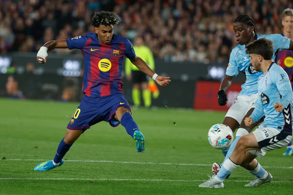 Yamal gửi th&ocirc;ng điệp x&uacute;c động sau chấn thương, CĐV Barca kh&ocirc;ng khỏi x&oacute;t xa- Ảnh 1.