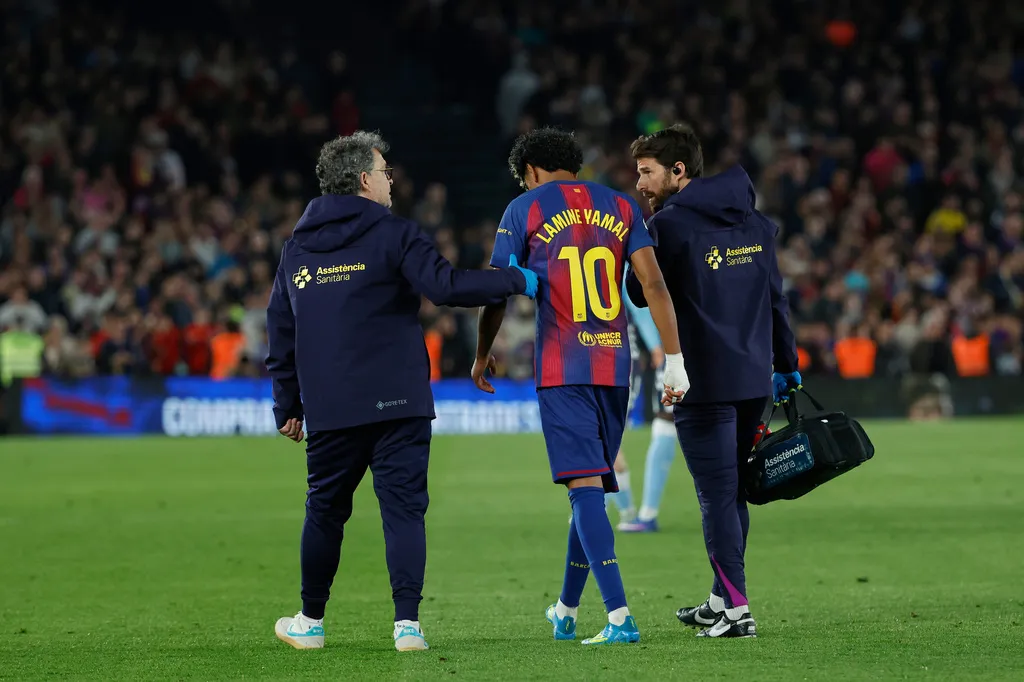 Yamal gửi th&ocirc;ng điệp x&uacute;c động sau chấn thương, CĐV Barca kh&ocirc;ng khỏi x&oacute;t xa- Ảnh 3.