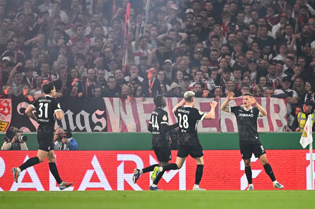 Hạ Freiburg phút 119, Stuttgart chạm trán Bayern ở chung kết Cúp Quốc gia Đức- Ảnh 1.