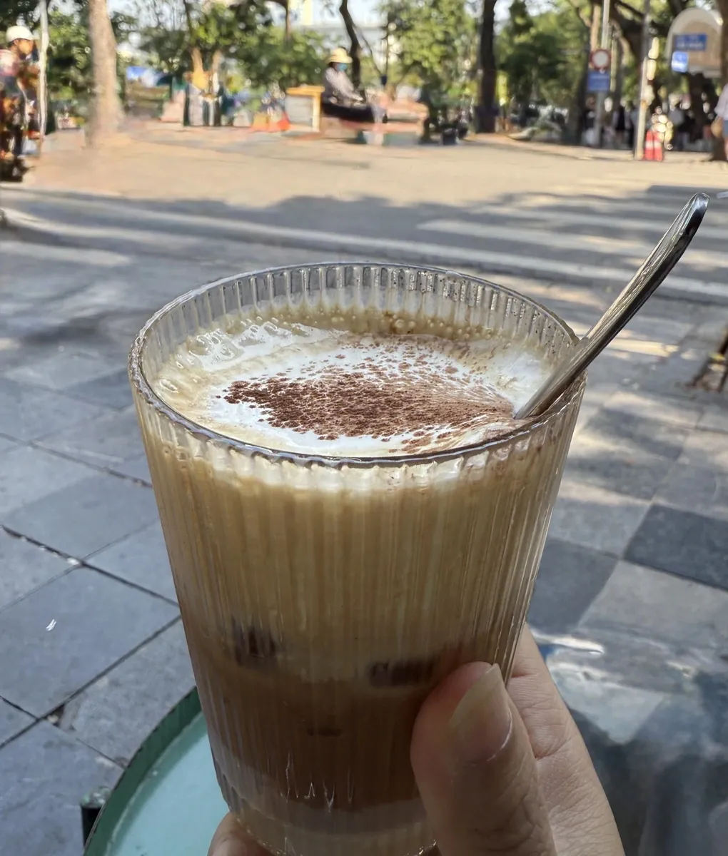 Uống cà phê thế nào để hạn chế ợ nóng và trào ngược dạ dày?- Ảnh 1. Uống cà phê thế nào để hạn chế ợ nóng và trào ngược dạ dày?- Ảnh 1.