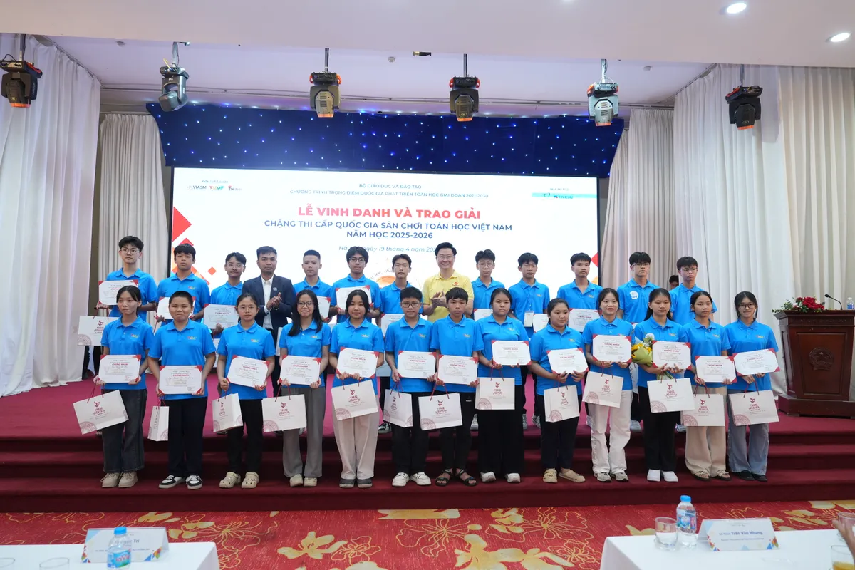 Vinh danh 189 th&iacute; sinh xuất sắc của S&acirc;n chơi To&aacute;n học Việt Nam (VNMF) năm học 2025-2026- Ảnh 1.