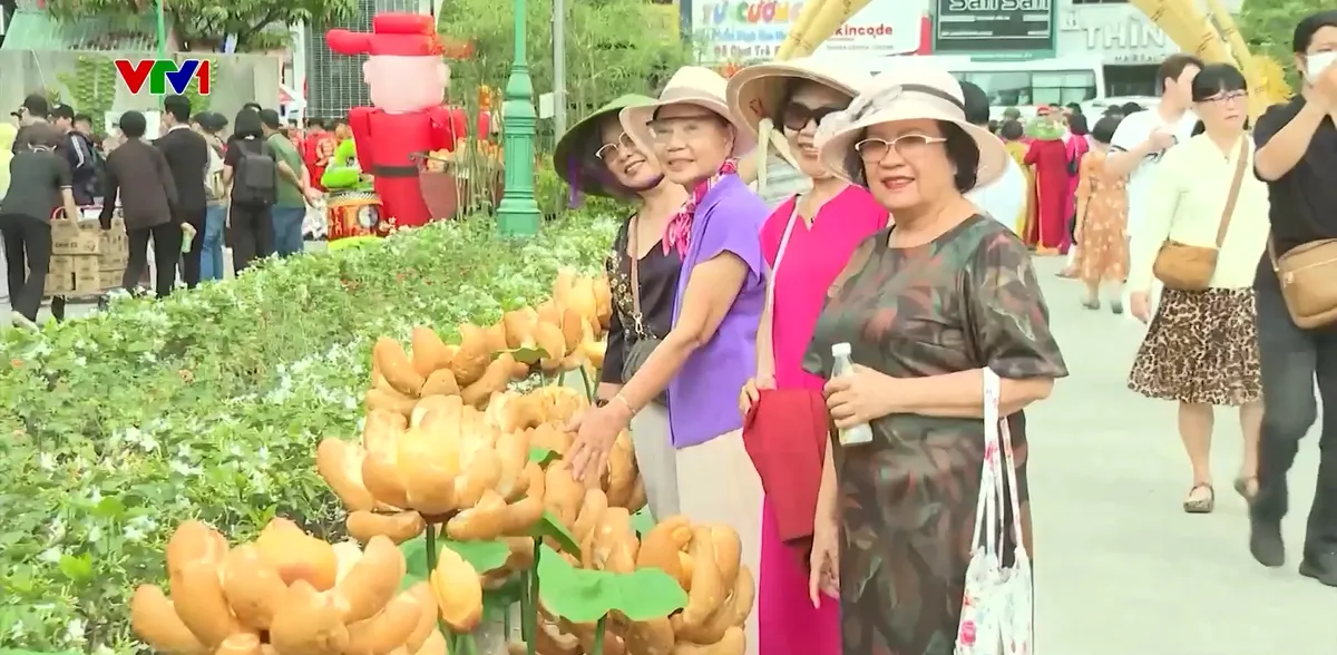 N&eacute;t độc đ&aacute;o của Lễ hội b&aacute;nh m&igrave; Việt Nam- Ảnh 2.