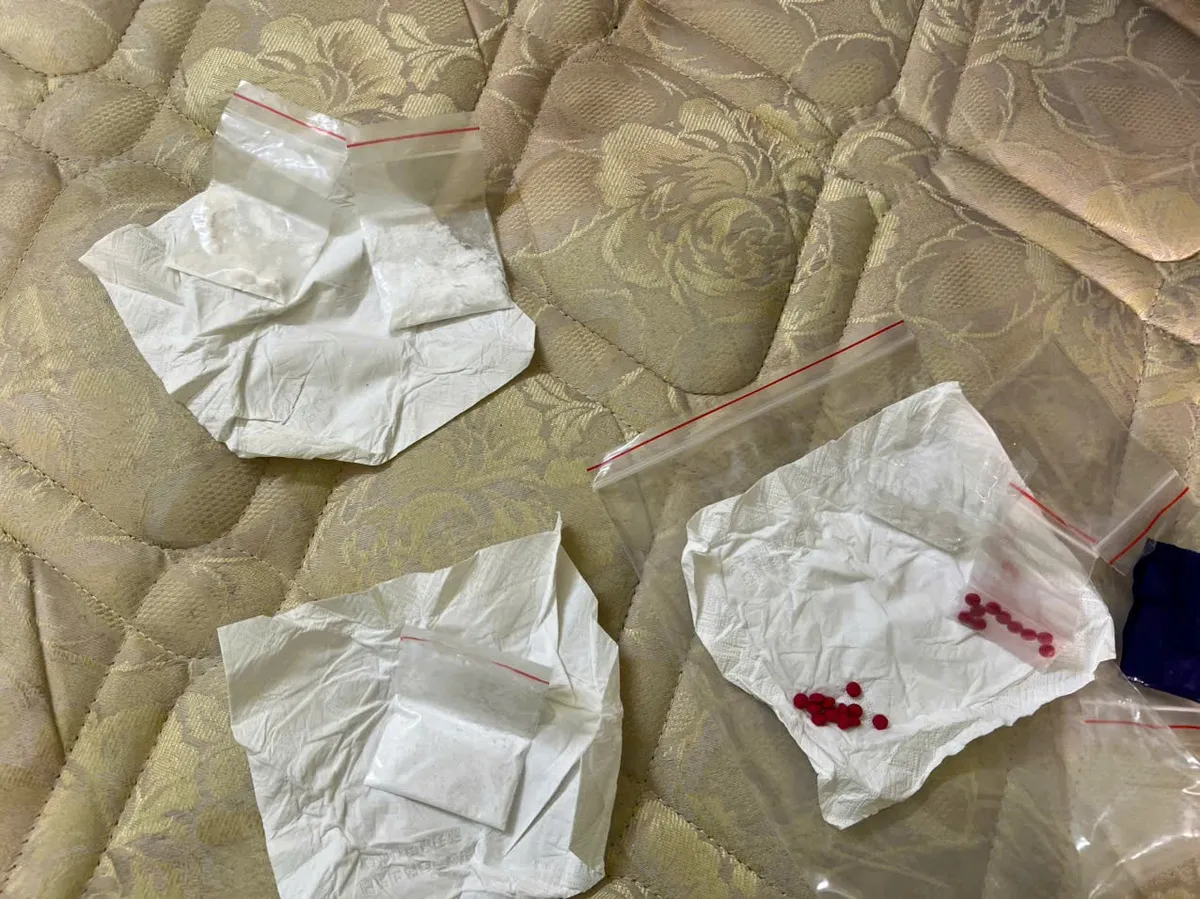 Để kh&aacute;ch thu&ecirc; ph&ograve;ng sử dụng ma t&uacute;y, chủ cơ sở lưu tr&uacute; bị phạt 30 triệu đồng - Ảnh 3.