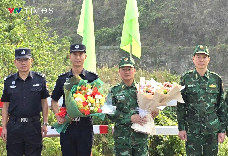 Lai Ch&acirc;u triển khai tuần tra li&ecirc;n hợp bi&ecirc;n giới - Ảnh 2.