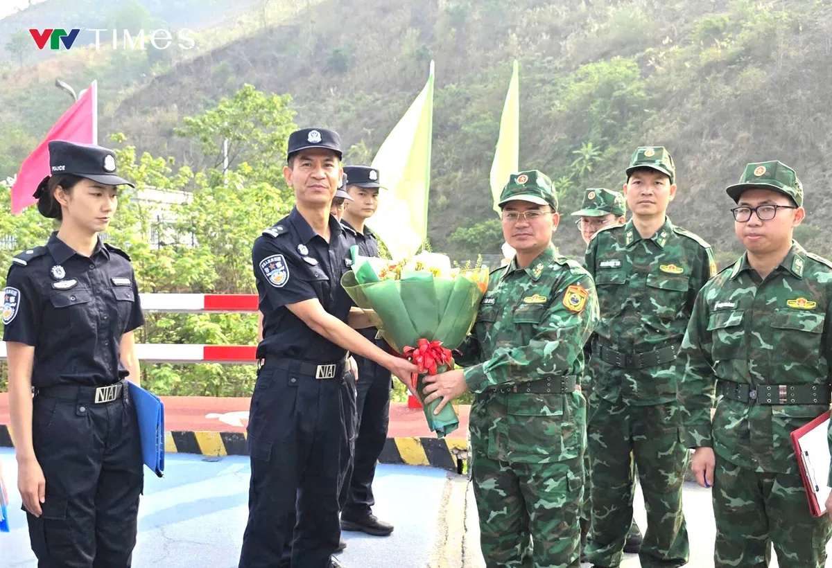 Lai Ch&acirc;u triển khai tuần tra li&ecirc;n hợp bi&ecirc;n giới - Ảnh 1.