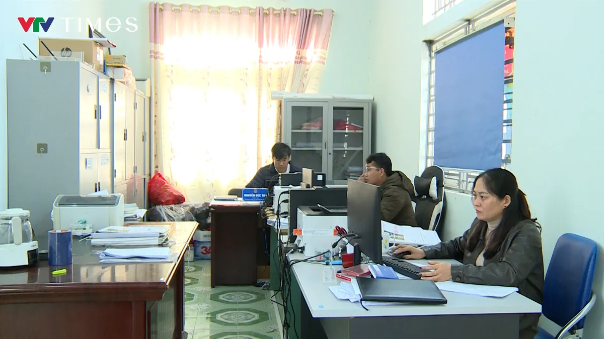 Mường Khoa (Lai Ch&acirc;u): Điện mặt trời &aacute;p m&aacute;i gi&uacute;p giảm chi ph&iacute; vận h&agrave;nh ở v&ugrave;ng cao - Ảnh 2.