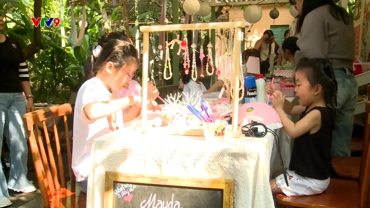 Sequence 55.00_35_35_21.Still230.jpg