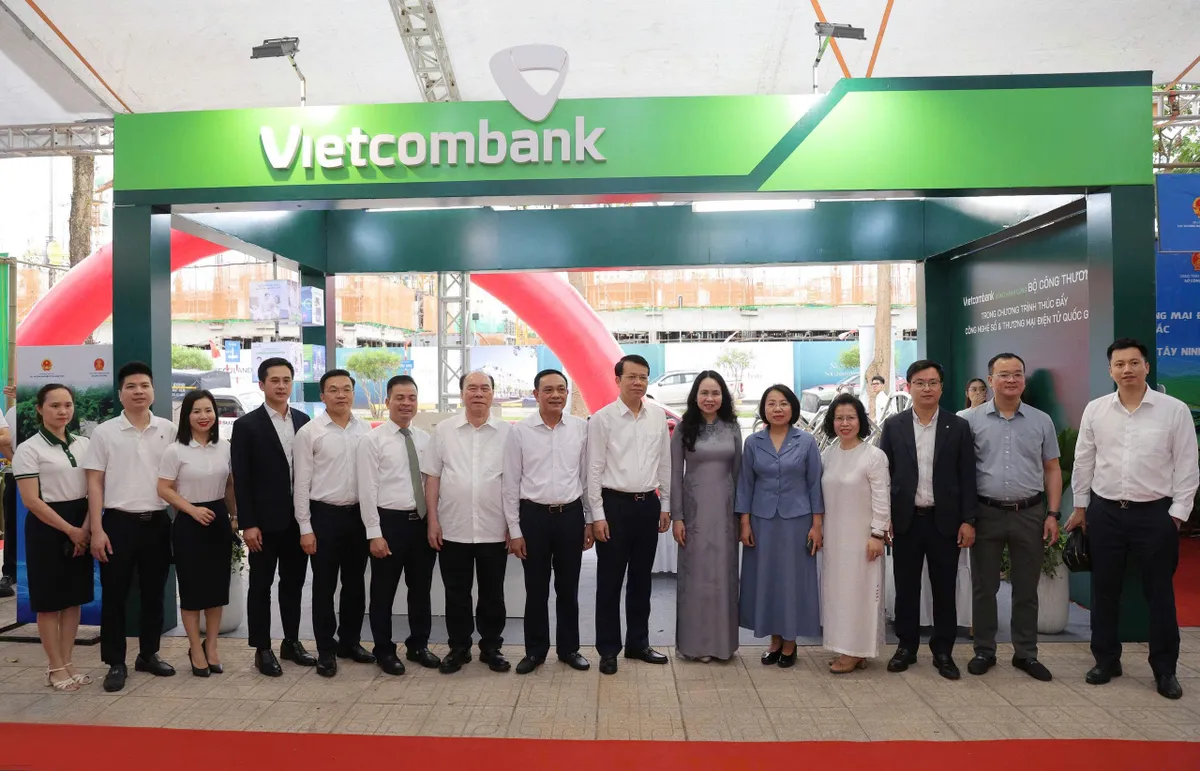 Tiểu thương chợ truyền thống tỉnh Th&aacute;i Nguy&ecirc;n ứng dụng thương mại điện tử như thế n&agrave;o?- Ảnh 4.