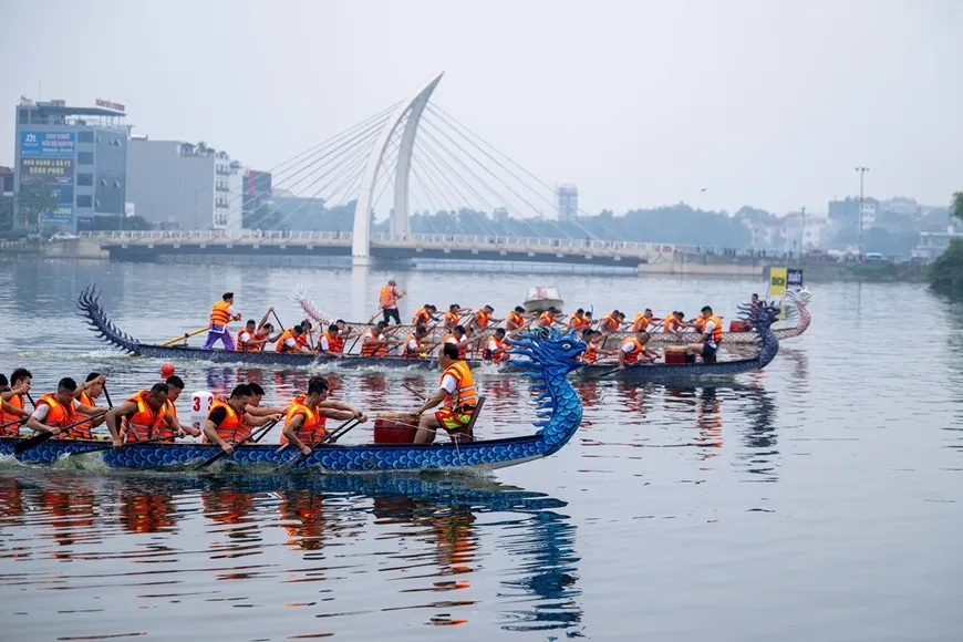 Giải bơi chải tỉnh Ph&uacute; Thọ 2026: Đội x&atilde; Ti&ecirc;n Lương gi&agrave;nh giải Nhất- Ảnh 1.