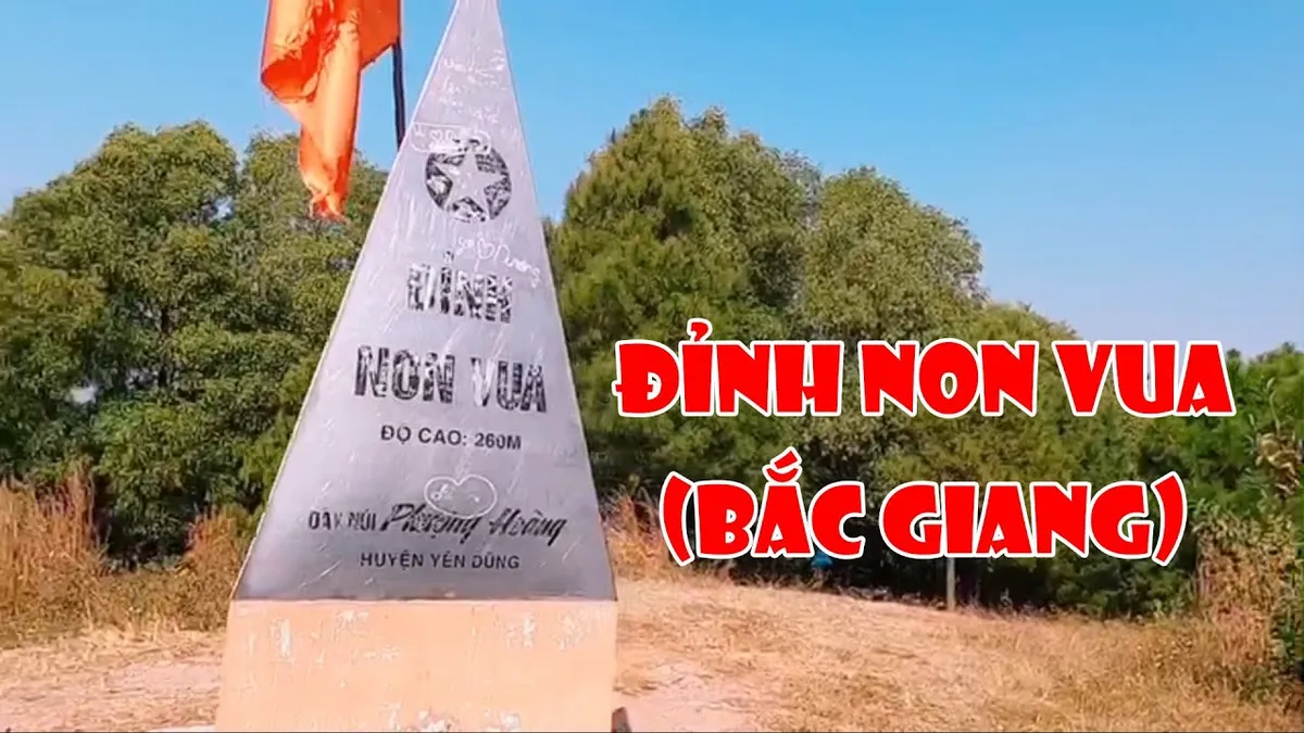 Chinh phục đỉnh Non Vua &ndash; H&agrave;nh tr&igrave;nh leo n&uacute;i giữa cảnh sắc huyền thoại Nham Biền- Ảnh 1.