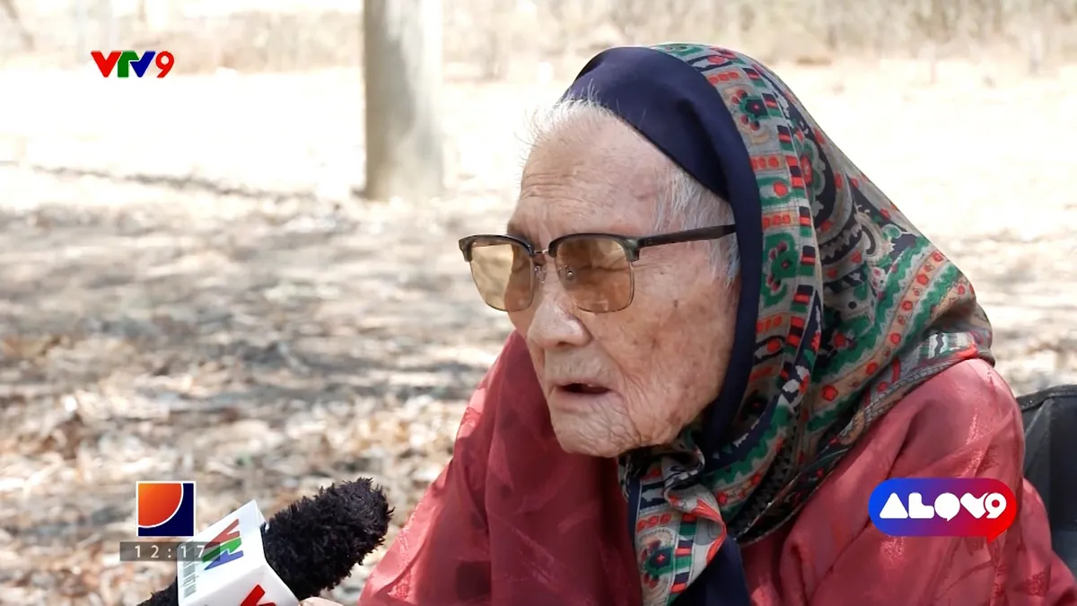 pnhn-2504-3 le thị phi.jpg