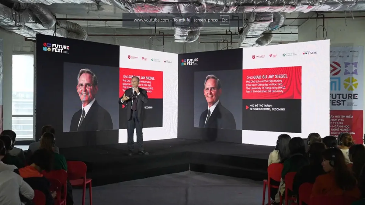 Từng l&agrave; sinh vi&ecirc;n điểm thấp, Gi&aacute;o sư trường Top 1 ch&acirc;u &Aacute; nhắn nhủ g&igrave; tới tuổi 18?- Ảnh 1.