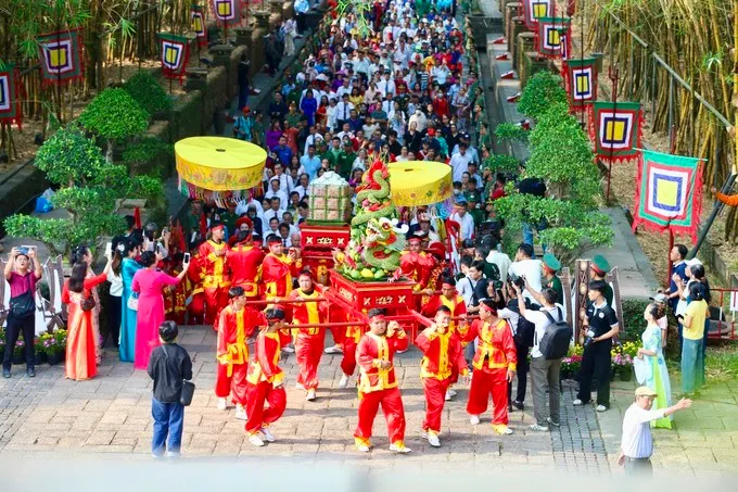 Nhiều hoạt động tưởng niệm c&aacute;c Vua H&ugrave;ng tr&ecirc;n cả nước- Ảnh 1.