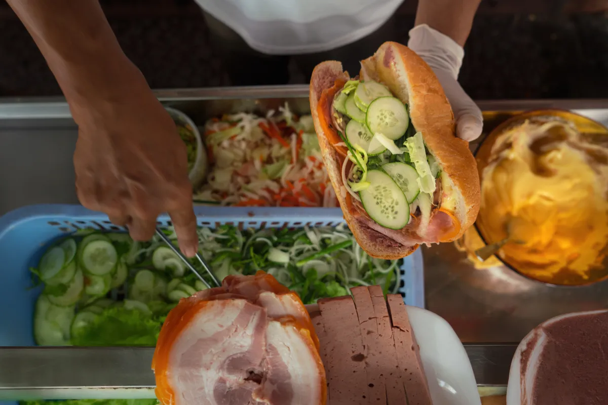 B&aacute;nh m&igrave;: "Đại sứ văn h&oacute;a" kết nối Việt Nam với thế giới- Ảnh 3.