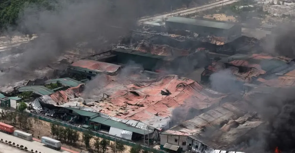 Ch&aacute;y lớn nh&agrave; xưởng của doanh nghiệp trong khu kinh tế ở Gia Lai, thiệt hại h&agrave;ng tỷ đồng - Ảnh 4.