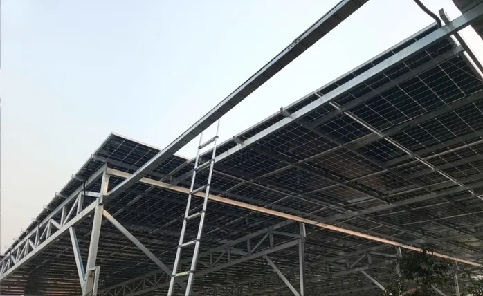 Nắng n&oacute;ng đỉnh điểm, người c&oacute; nhu cầu lắp điện mặt trời đừng bỏ qua điều n&agrave;y kẻo &ldquo;tiền mất tật mang&rdquo;- Ảnh 1.