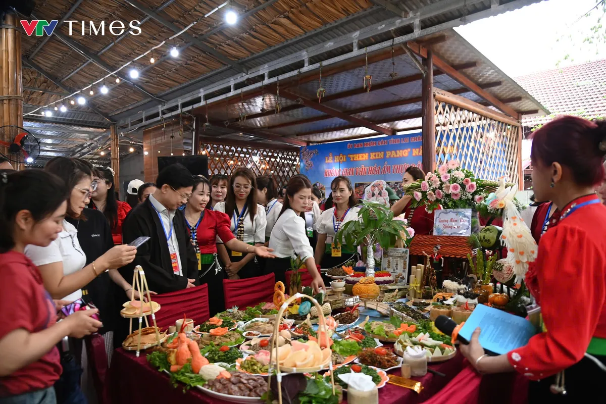 Lai Ch&acirc;u: Lời Then vọng m&atilde;i giữa đại ng&agrave;n - Ảnh 6.