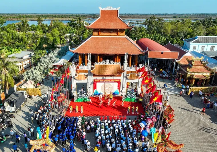 Nhiều hoạt động tưởng niệm c&aacute;c Vua H&ugrave;ng tr&ecirc;n cả nước- Ảnh 3.