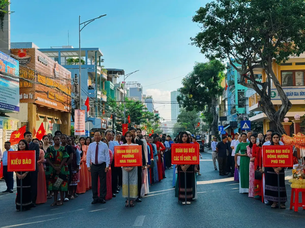 Kh&aacute;nh H&ograve;a trang trọng tổ chức lễ d&acirc;ng hương Giỗ Tổ H&ugrave;ng Vương năm 2026 - Ảnh 1.