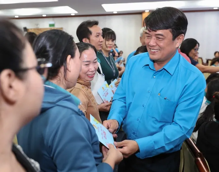 Điểm tựa an sinh cho c&ocirc;ng nh&acirc;n - lao động
- Ảnh 2.