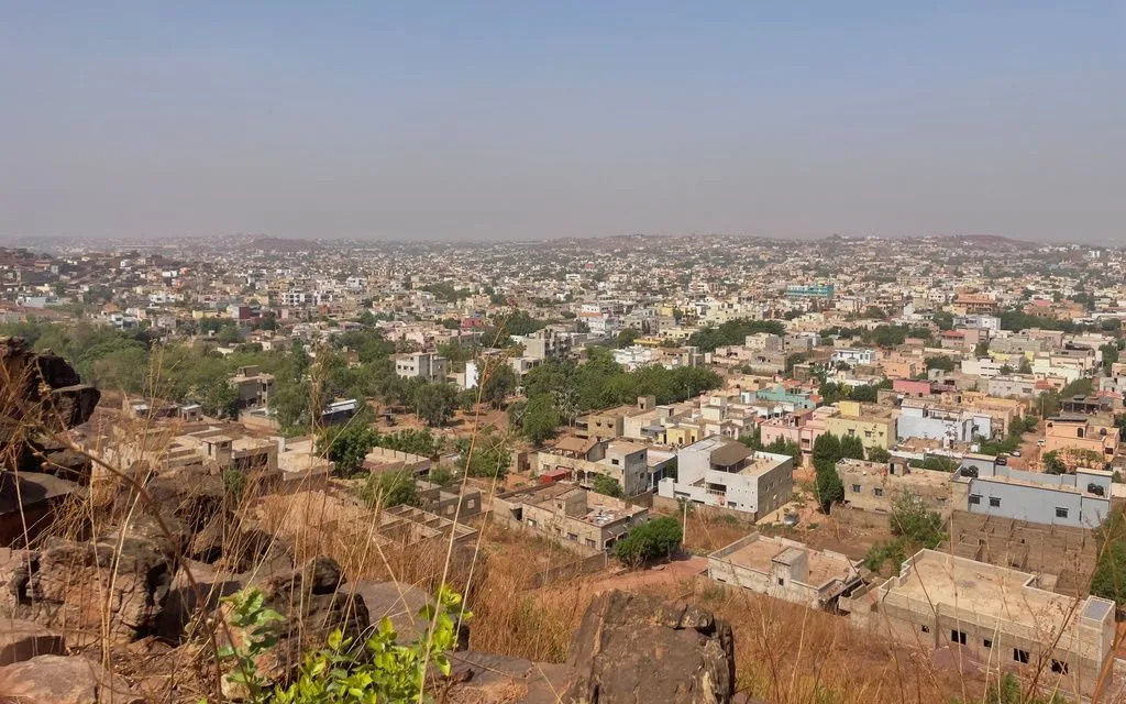 Ảnh chụp từ trên cao thành phố Bamako, Mali, ngày 25/4/2026 (Ảnh AP)