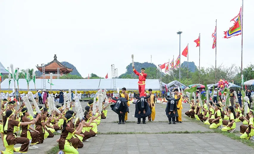 Ninh B&igrave;nh: Rực rỡ sắc m&agrave;u văn h&oacute;a, thể thao truyền thống tại Lễ hội Hoa Lư năm 2026 - Ảnh 5.