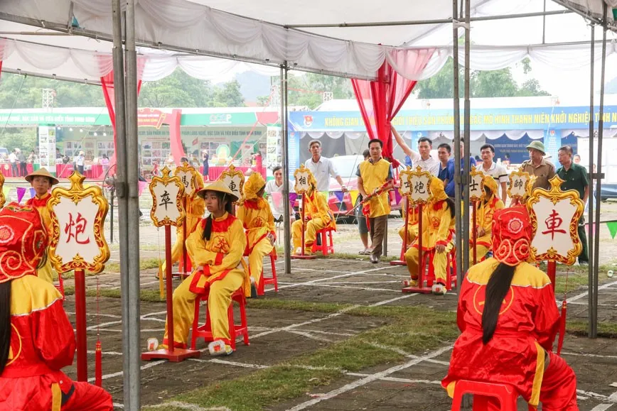 Ninh B&igrave;nh: Rực rỡ sắc m&agrave;u văn h&oacute;a, thể thao truyền thống tại Lễ hội Hoa Lư năm 2026 - Ảnh 1.