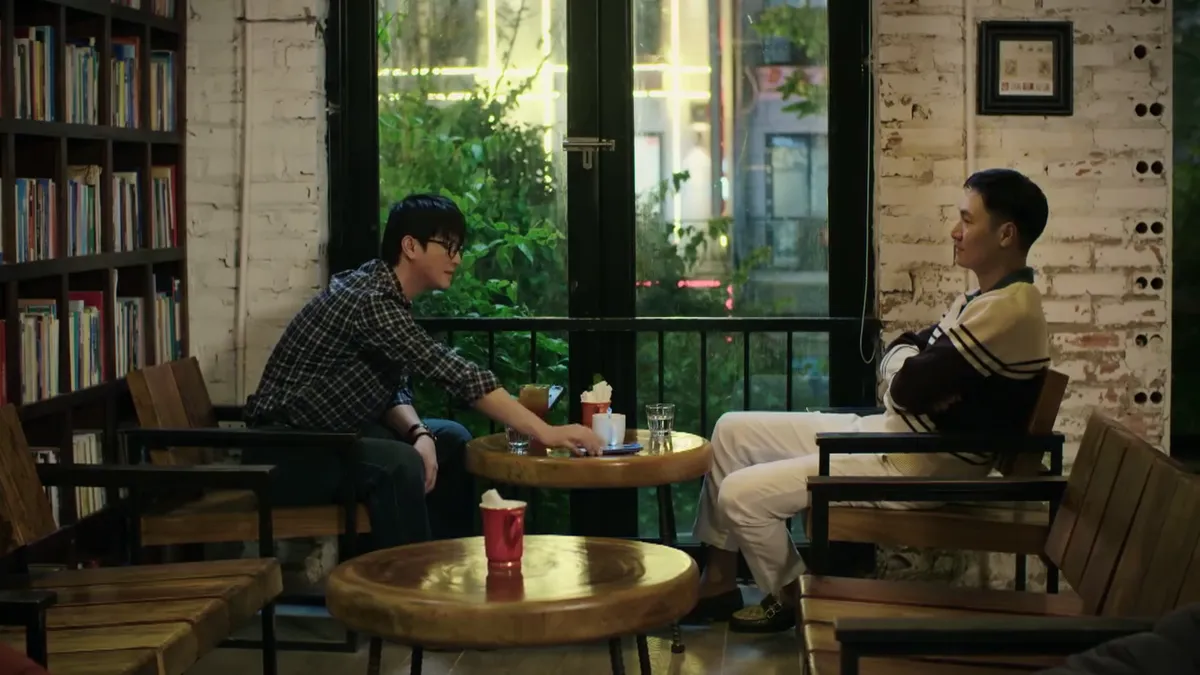 Bước ch&acirc;n v&agrave;o đời - Tập 28: Ph&eacute;p thử cho Thương trước ng&agrave;y Qu&acirc;n đi du học- Ảnh 1.