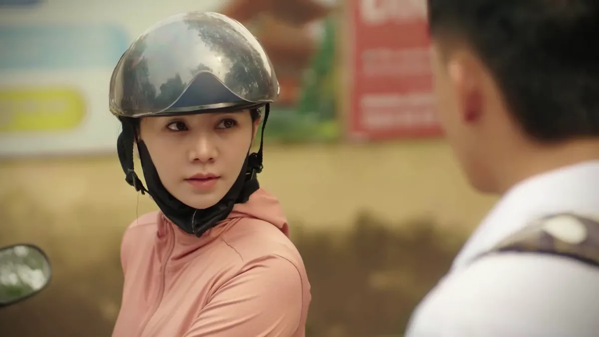 Bước ch&acirc;n v&agrave;o đời - Tập 28: Thương &aacute;p đặt em trai- Ảnh 2.