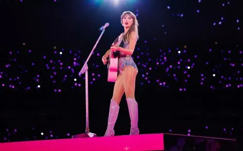 Chống lạm dụng AI, Taylor Swift nộp đơn đăng ký nhãn hiệu cho giọng nói và hình ảnh