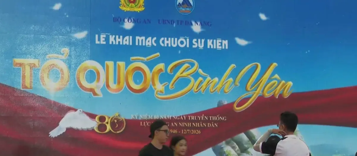 Bộ C&ocirc;ng an kiểm tra c&ocirc;ng t&aacute;c chuẩn bị Gala "Tổ quốc b&igrave;nh y&ecirc;n"- Ảnh 2.