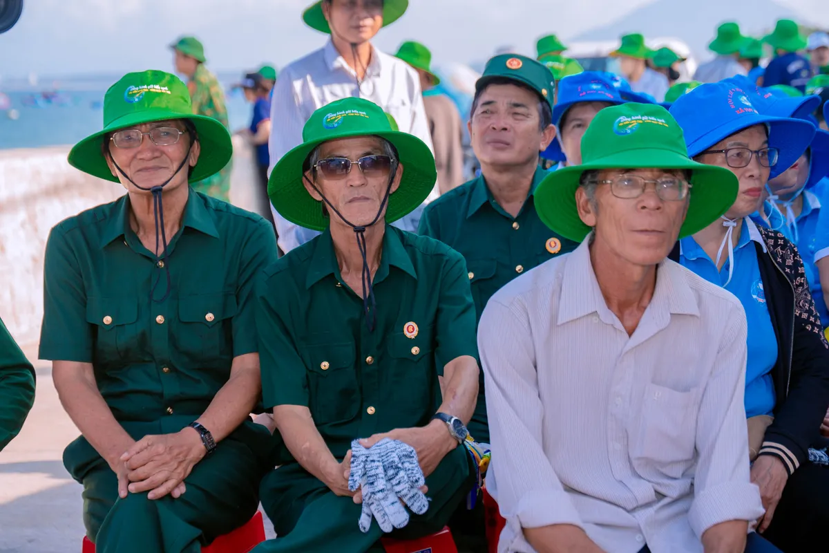 K&yacute; kết giữ g&igrave;n m&ocirc;i trường, ra mắt m&ocirc; h&igrave;nh biển sạch tại x&atilde; Tuy An Nam, Đắk Lắk- Ảnh 2.
