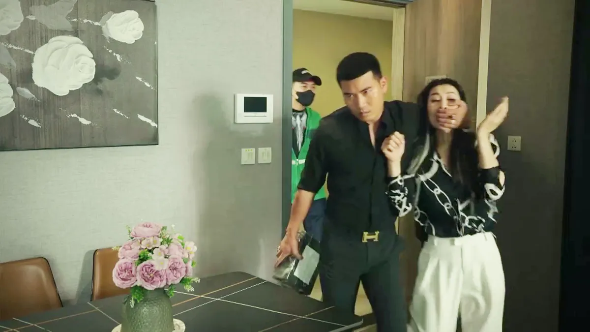 Bước ch&acirc;n v&agrave;o đời - Tập 29: Trang bị Dũng lừa đau, Hưng 'lốp trưởng' lại cứu 'crush' - Ảnh 4.