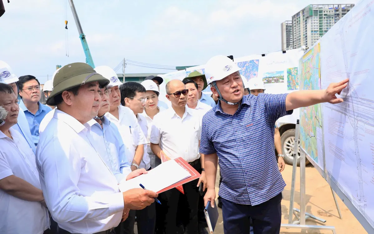B&iacute; thư H&agrave; Nội Trần Đức Thắng: Khắc phục ngay thi c&ocirc;ng &ldquo;cắt kh&uacute;c&rdquo; V&agrave;nh đai 3,5 - Ảnh 1.