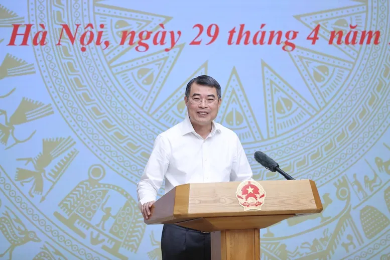 Thủ tướng L&ecirc; Minh Hưng gặp mặt, ch&uacute;c mừng đội tuyển b&oacute;ng đ&aacute; nam U17 Việt Nam - Ảnh 1.