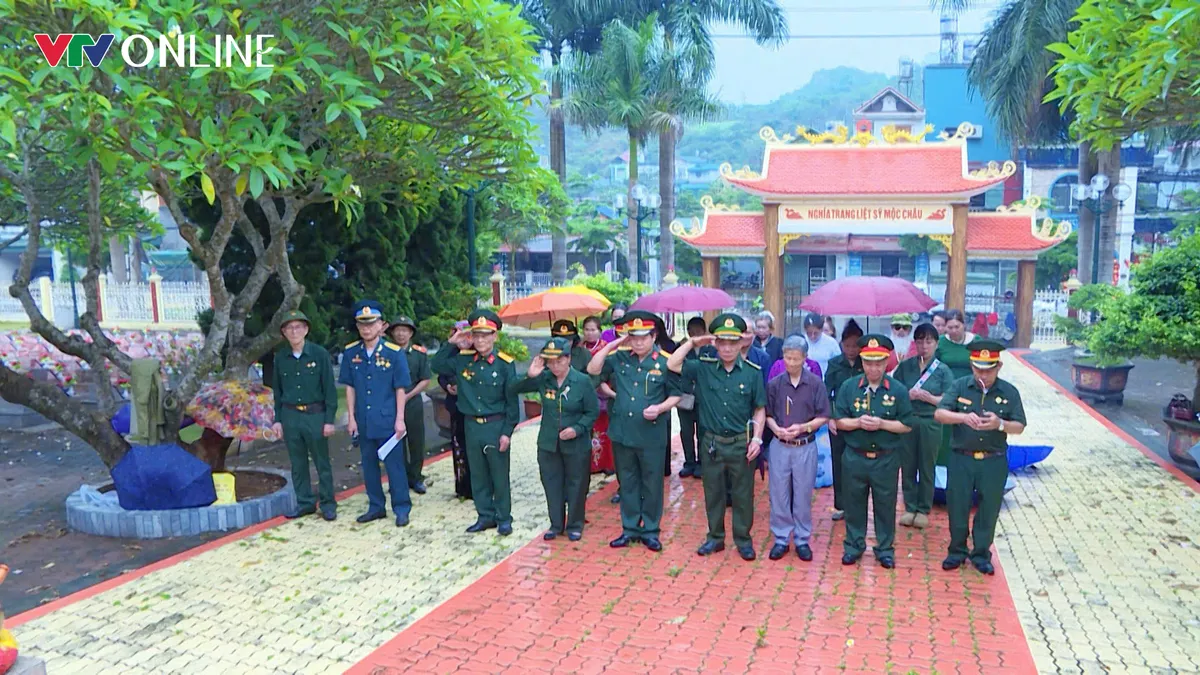 Nghĩa t&igrave;nh đồng đội sau chiến tranh - Ảnh 2.