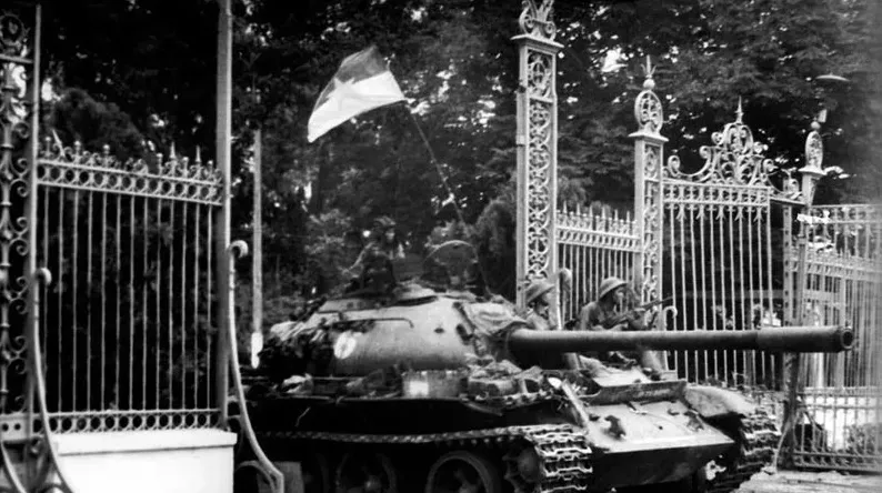 51 năm Đại thắng m&ugrave;a Xu&acirc;n 1975: Bản h&ugrave;ng ca bất diệt của &yacute; ch&iacute; thống nhất non s&ocirc;ng- Ảnh 1.