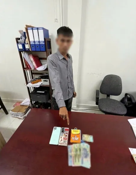 Bắt đối tượng lừa bạn g&aacute;i quen qua mạng v&agrave;o kh&aacute;ch sạn rồi trộm xe m&aacute;y, điện thoại- Ảnh 1.