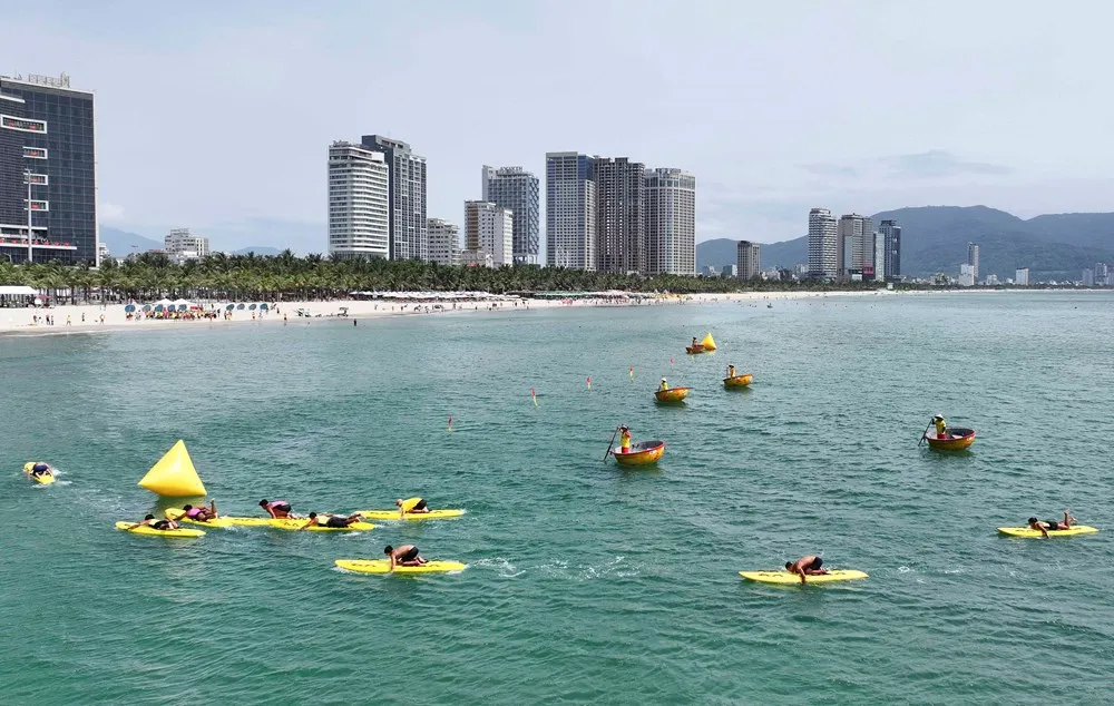 Khai mạc Hội thi cứu hộ biển quốc tế Đ&agrave; Nẵng 2026, gần 100 vận động vi&ecirc;n tranh t&agrave;i s&ocirc;i nổi- Ảnh 2.